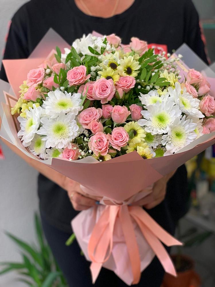 Букет цветов из: Розы и Хризантемы в Елгозино