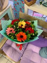 Букет цветов из:  Герберы, Хризантемы и Альстромерии #REPLACE_PRED# Елгозино