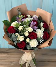Букет цветов из:  Розы и Альстромерии в Елгозино