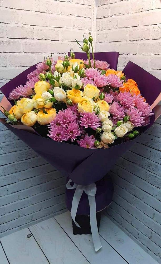 Букет цветов из: Хризантемы и Розы в Елгозино