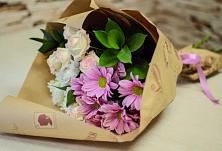 Букет цветов из:  Розы и Хризантемы #REPLACE_PRED# Елгозино