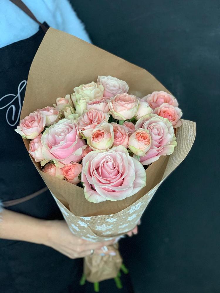 Букет цветов из: Хризантемы и Розы в Елгозино